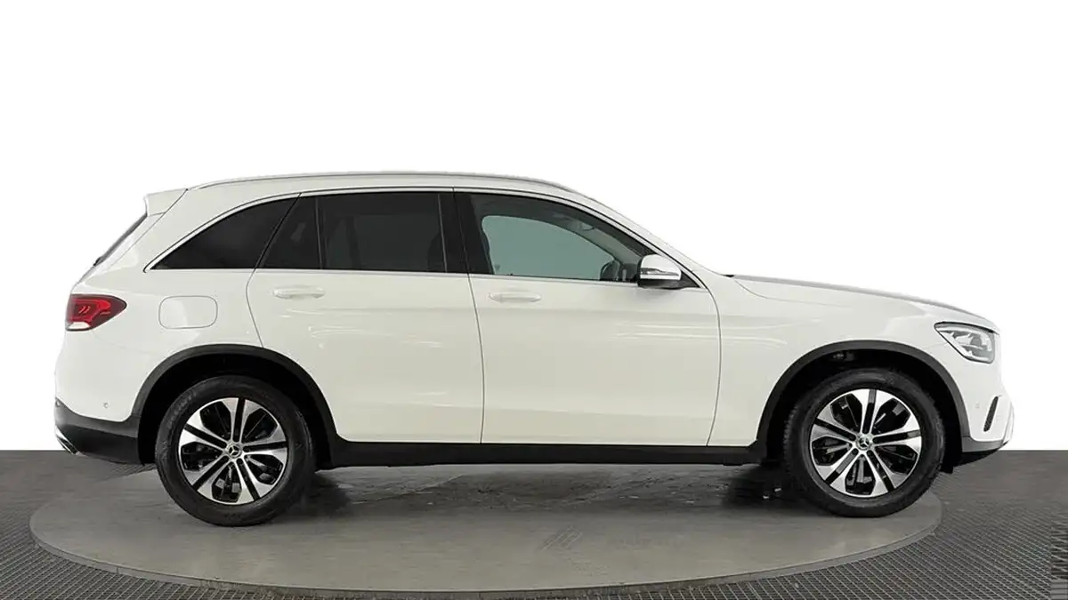 2020-mercedes-benz-glc-class-20d-glc220d-sport-big-2