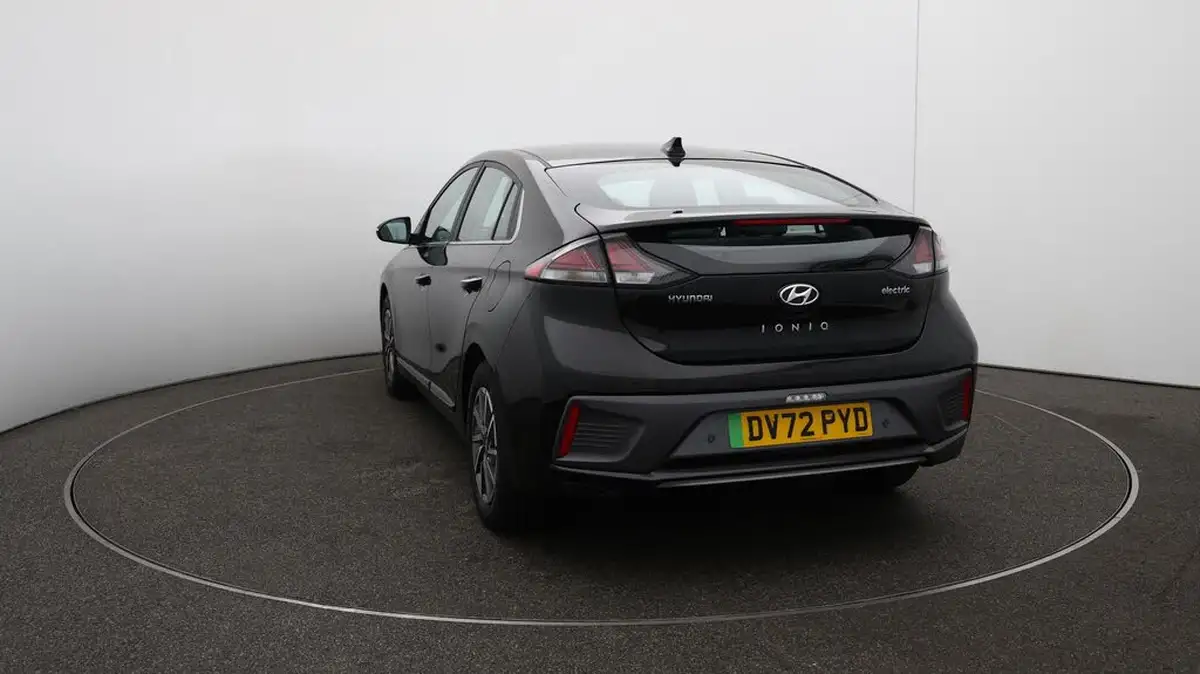 2022-hyundai-ioniq-e-premium-electric-big-54