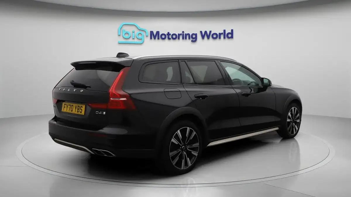 2020-volvo-v60-20td-d4-cross-country-plus-big-7