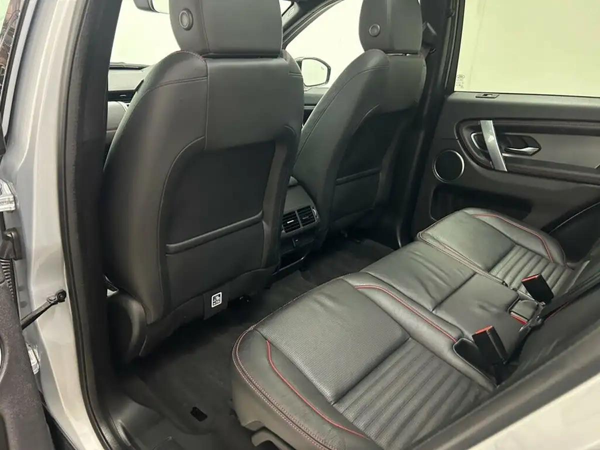 2022-land-rover-discovery-sport-15-p300e-r-dynamic-se-big-63
