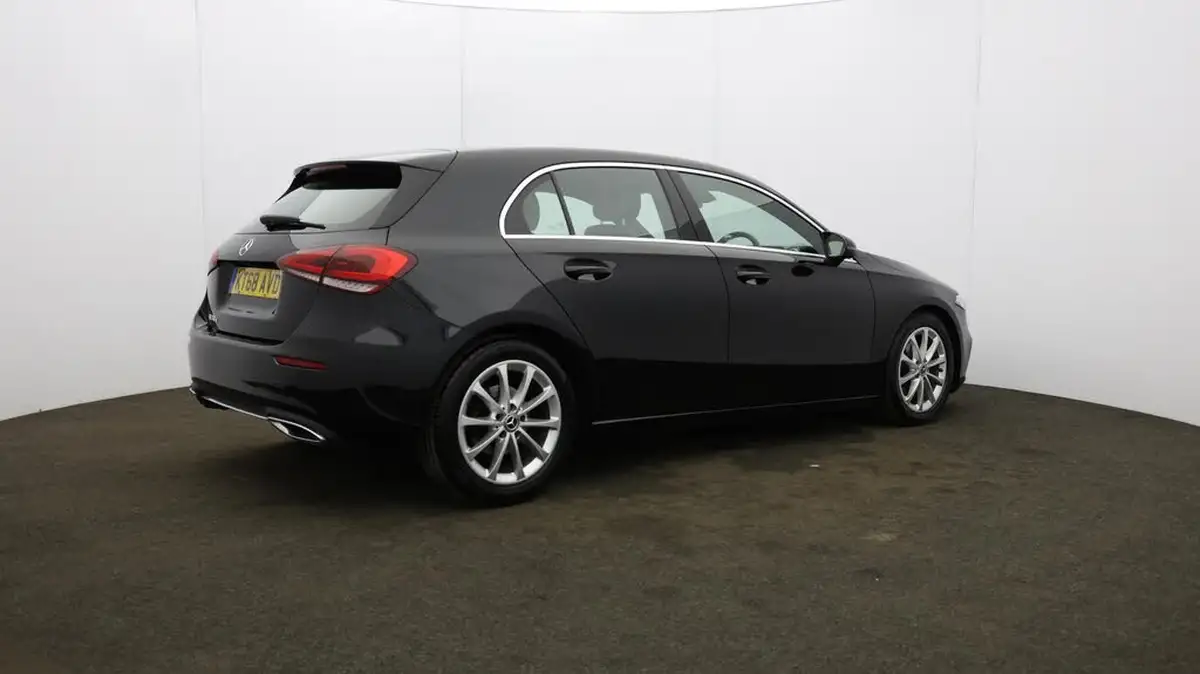 2018-mercedes-benz-a-class-15d-a180d-sport-116ps-ss-hatchback-5d-7g-dct-big-50