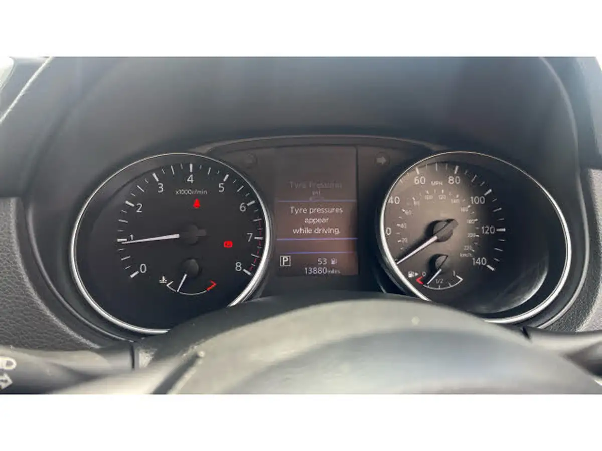 2019-nissan-qashqai-13-dig-t-acenta-premium-160ps-dct-big-32