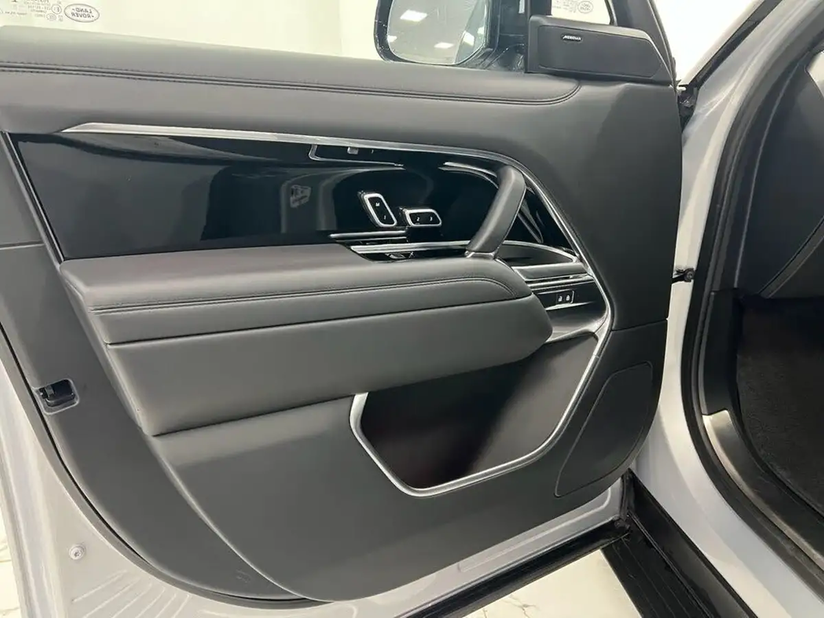 2023-land-rover-range-rover-30-d350-se-big-35