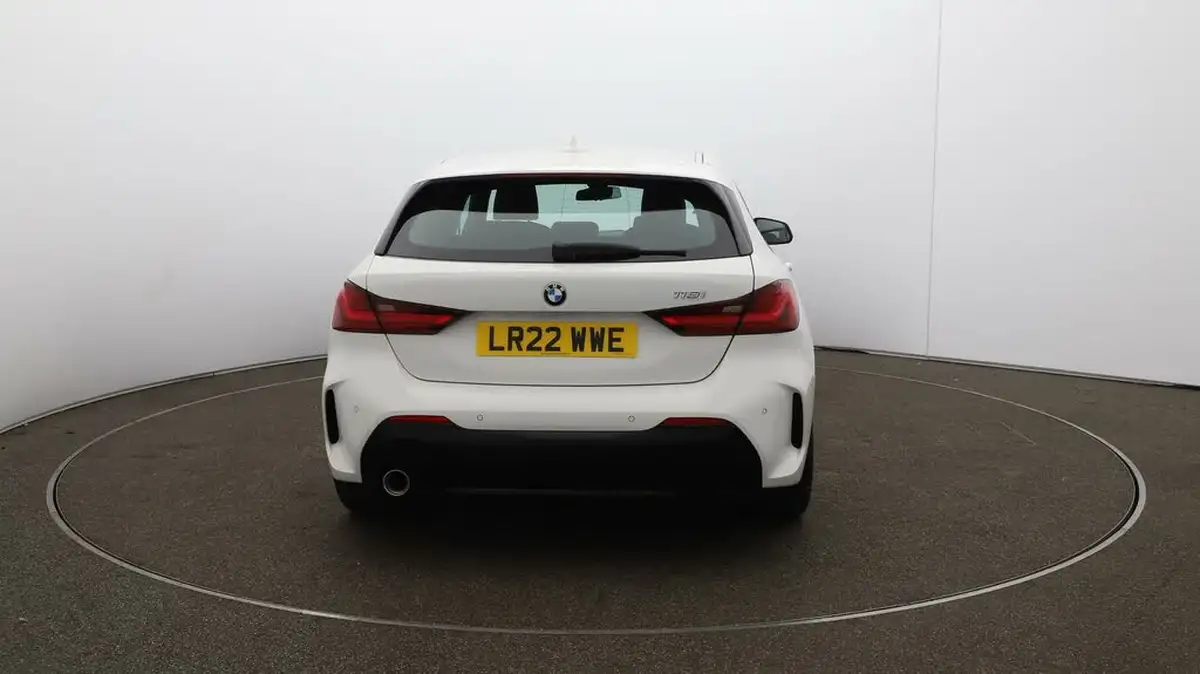 2022-bmw-1-series-15-118i-m-sport-lcp-dct-big-57