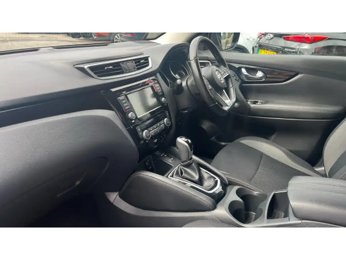 2019-nissan-qashqai-13-dig-t-acenta-premium-160ps-dct-big-8