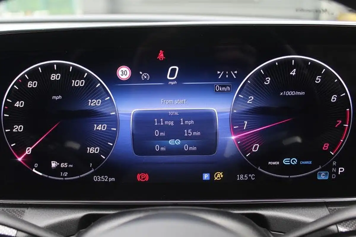 2022-mercedes-benz-c-class-15-c200-amg-line-premium-estate-5d-big-18