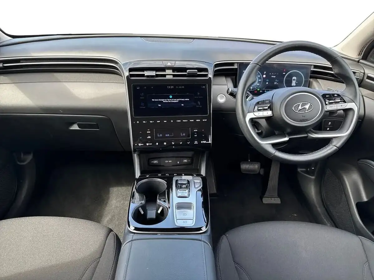 2023-hyundai-tucson-16-t-gdi-premium-265ps-4wd-phev-auto-big-11