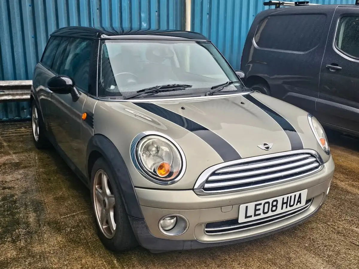 2008-mini-clubman-16-cooper-120bhp-auto-big-0