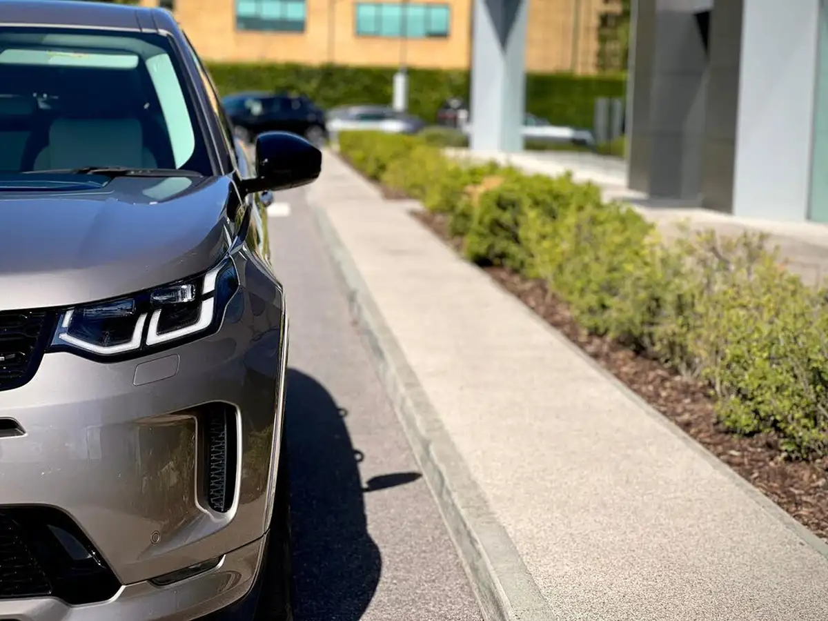 2022-land-rover-discovery-sport-20-p250-r-dynamic-hse-big-19