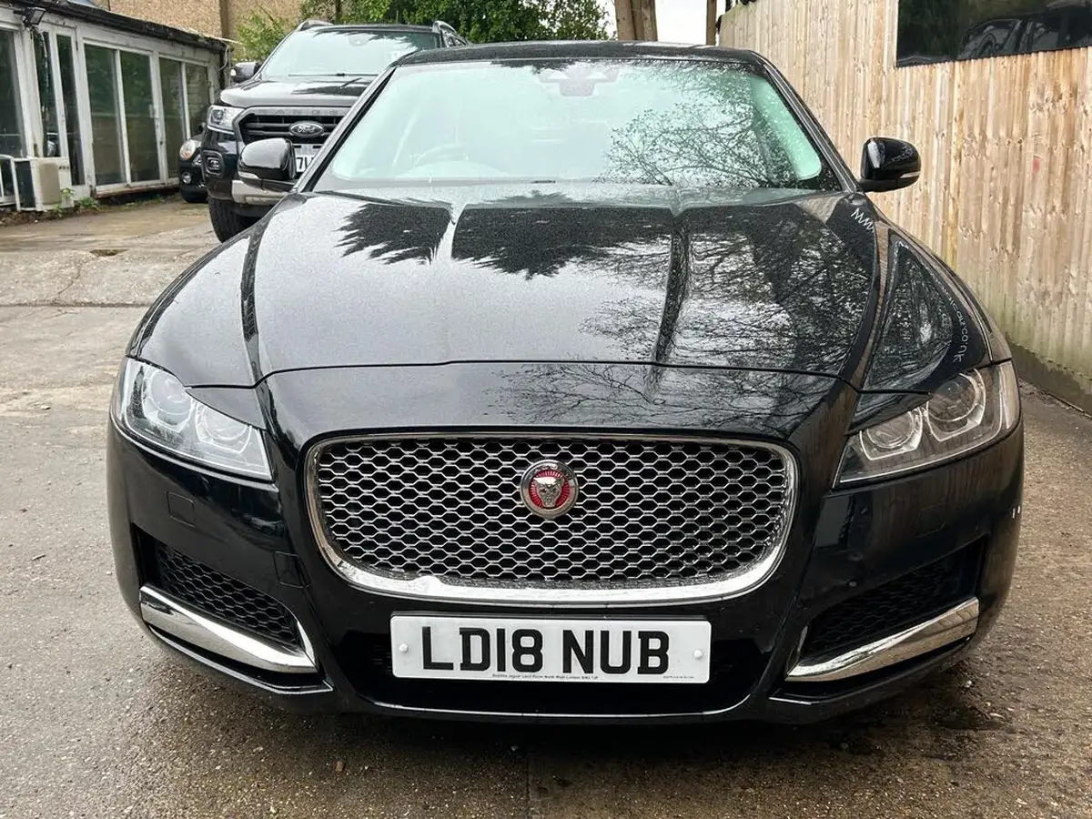 2018-jaguar-xf-20i-portfolio-200ps-saloon-4d-1999cc-big-12