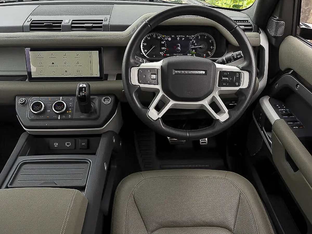 2023-land-rover-110-defender-20-p400e-xs-edition-big-6