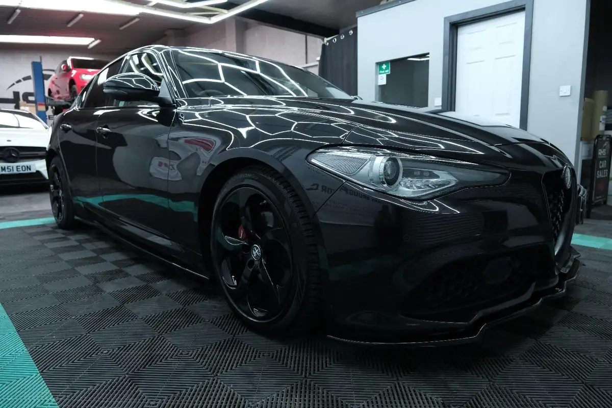2018-alfa-romeo-giulia-22td-speciale-177bhp-big-6