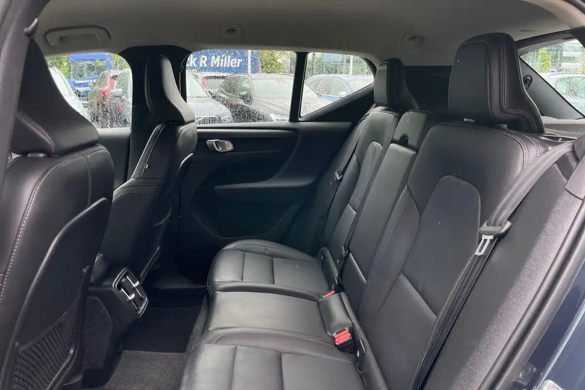 2021-volvo-xc40-15-t3-inscription-161bhp-auto-big-28