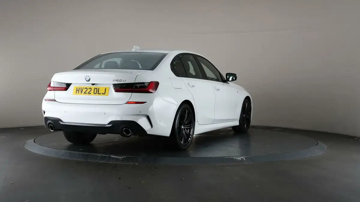 2022-bmw-3-series-20td-320d-m-sport-mht-saloon-4d-big-61