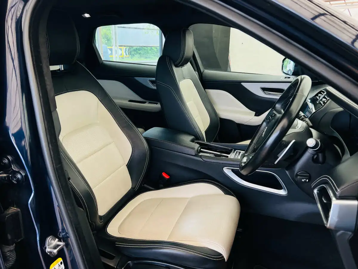 2019-jaguar-f-pace-20-i4d-r-sport-180ps-awd-auto-big-1