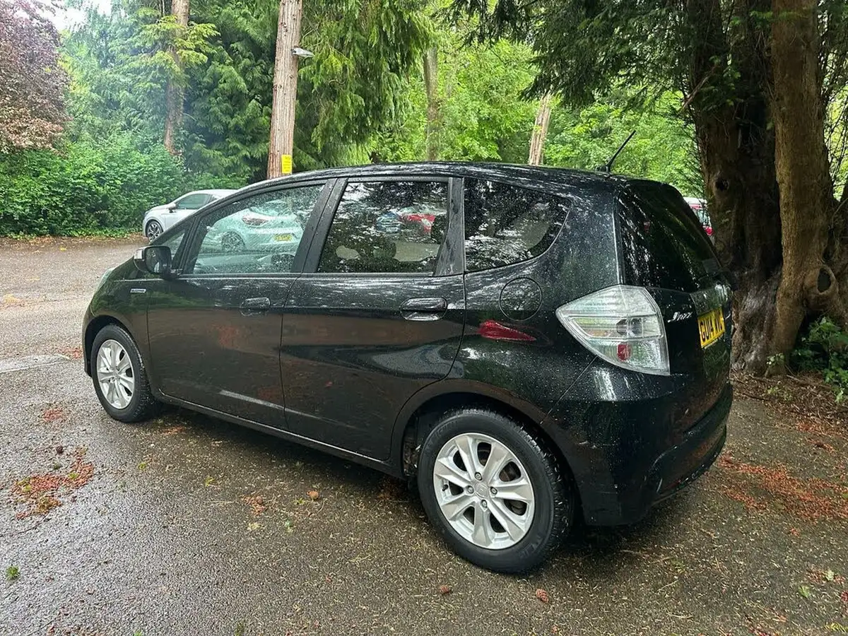 2014-honda-jazz-13-hs-t-big-4