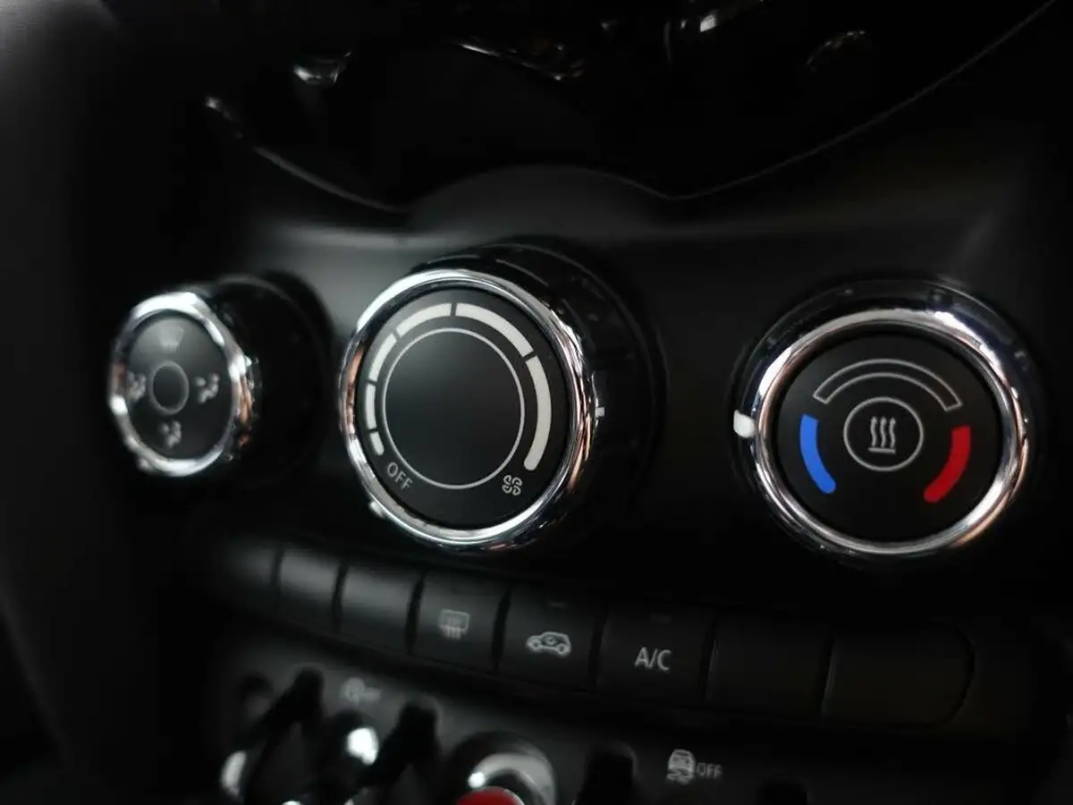 2018-mini-cooper-15-cooper-series-ii-ss-hatchback-5d-big-31