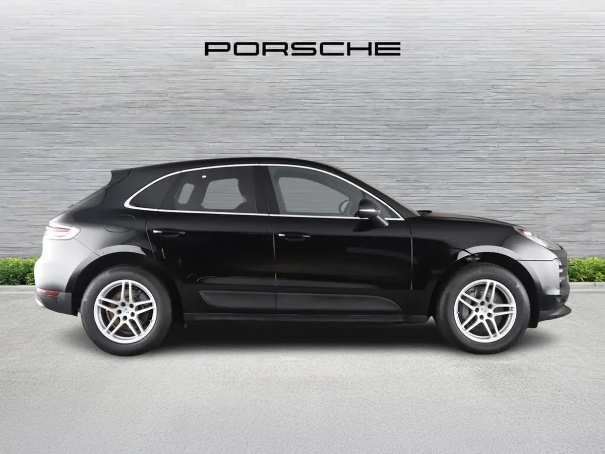 2021-porsche-macan-30-s-big-7