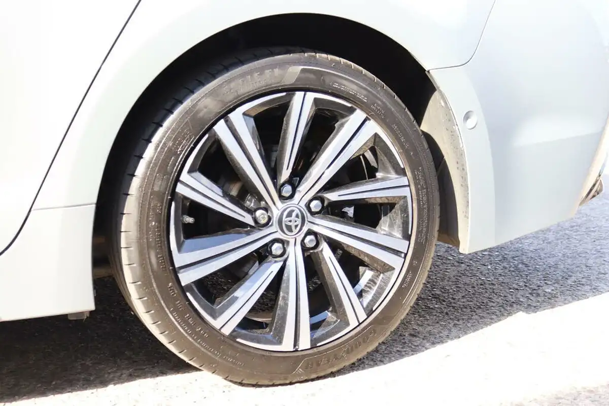 2021-toyota-corolla-20-vvt-i-design-spare-wheel-touring-sports-big-34