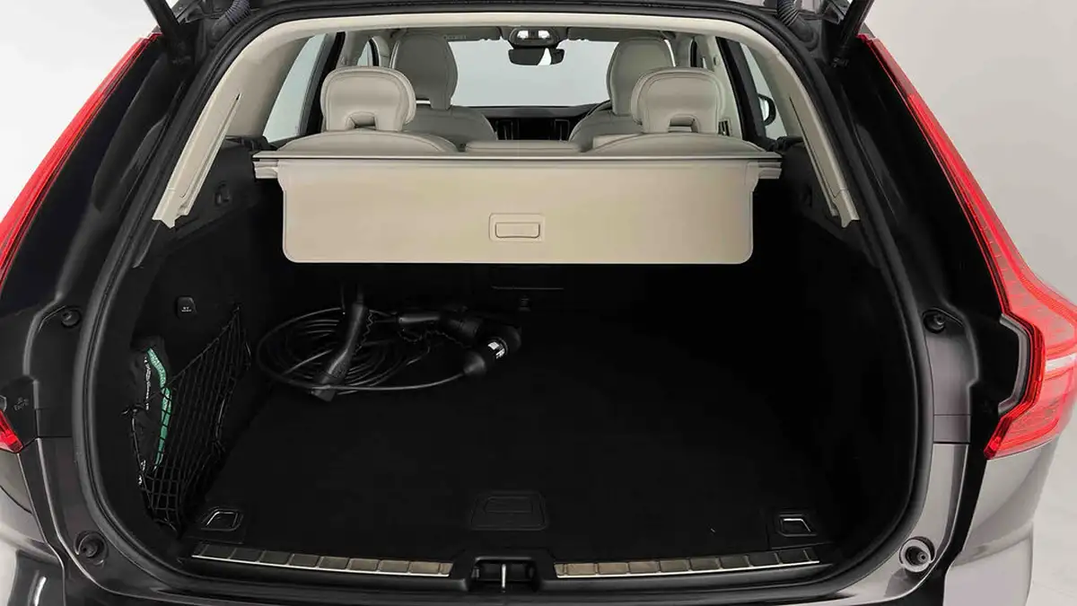 2021-volvo-xc60-20-t6-inscription-350bhp-big-12