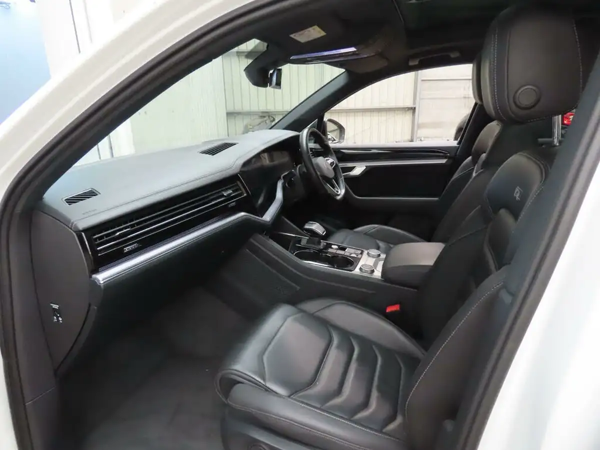 2021-volkswagen-touareg-30tdi-black-edition-286ps-big-8