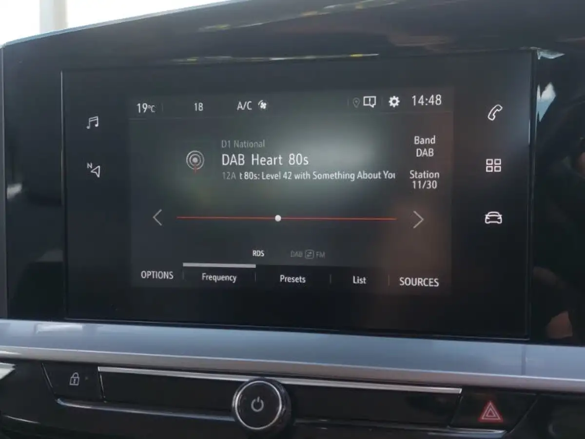 2021-vauxhall-mokka-12-elite-edition-130ps-big-9