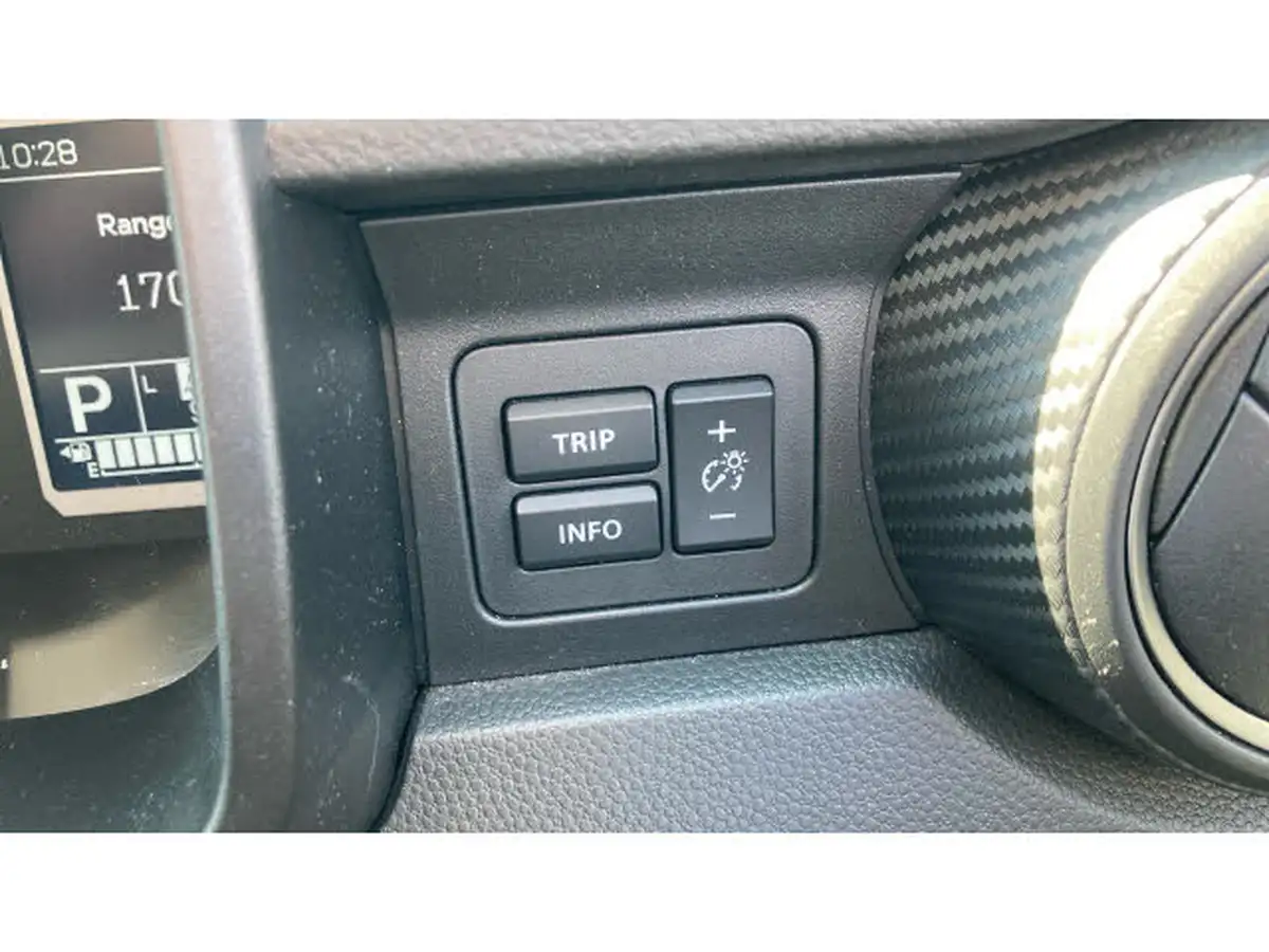 2023-suzuki-ignis-12-dualjet-sz-t-cvt-big-24