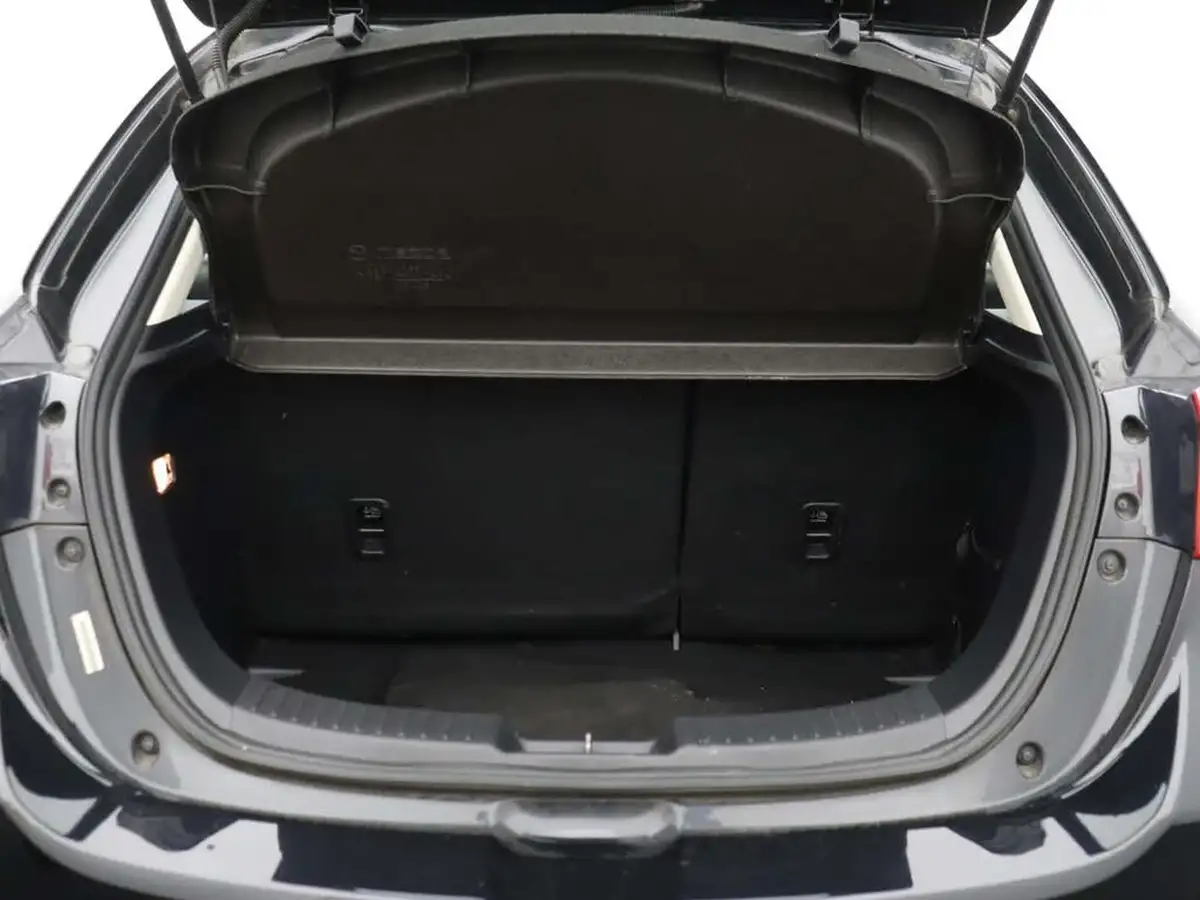2018-mazda-mazda2-15-se-l-big-10