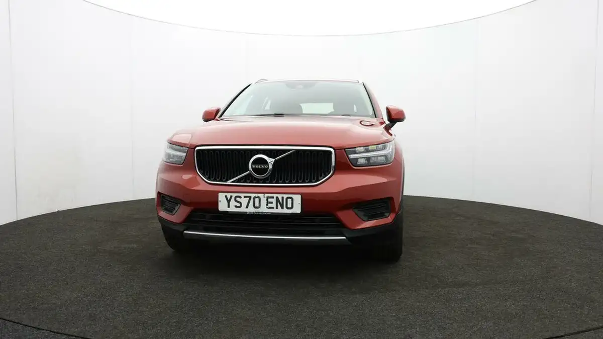 2020-volvo-xc40-20td-d3-momentum-geartronic-big-54