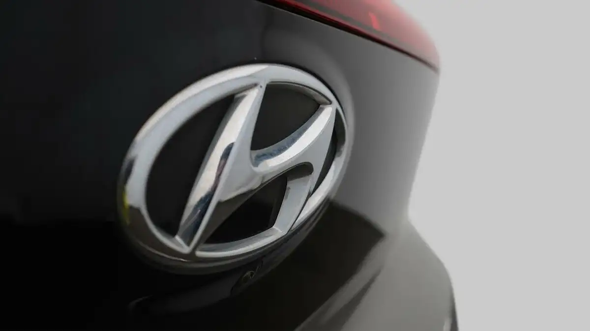 2022-hyundai-bayon-10-t-gdi-premium-120ps-big-22