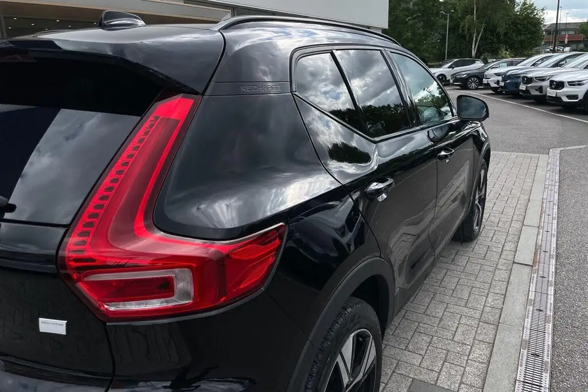 2022-volvo-xc40-e-recharge-plus-228bhp-big-13
