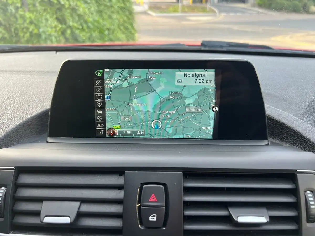 2015-bmw-1-series-20td-118d-se-150bhp-5d-auto-big-8