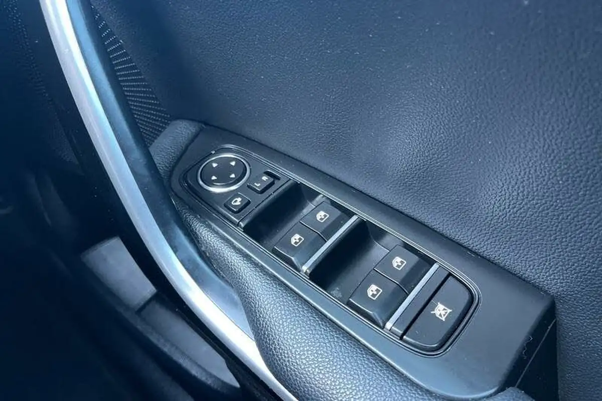 2022-kia-xceed-15-t-gdi-3-big-15