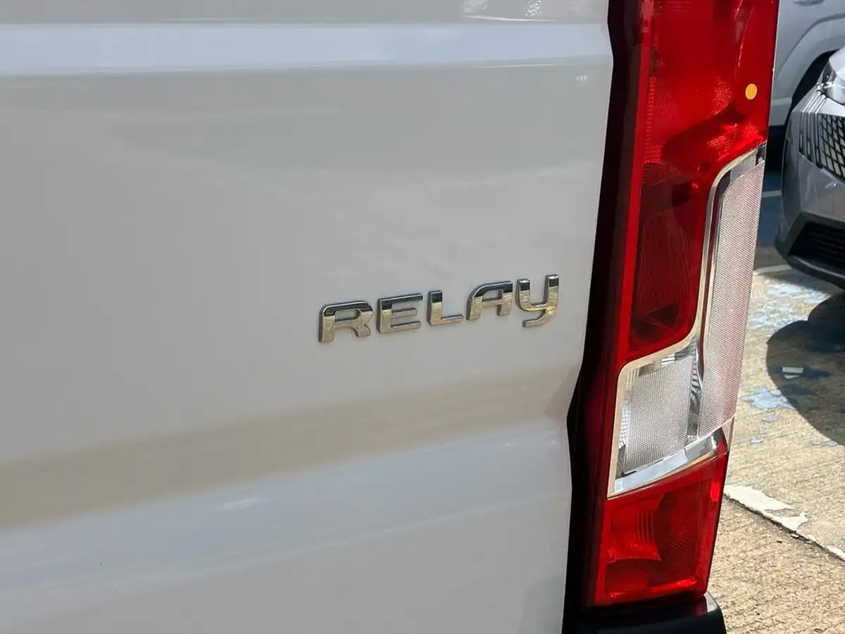 2024-citroen-relay-big-22