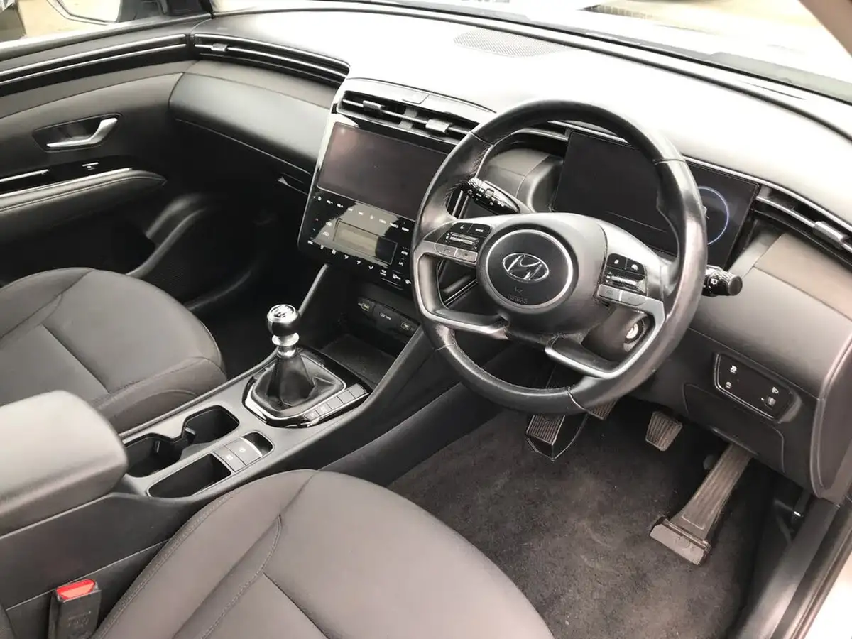 2022-hyundai-tucson-16-t-gdi-se-connect-150ps-big-2