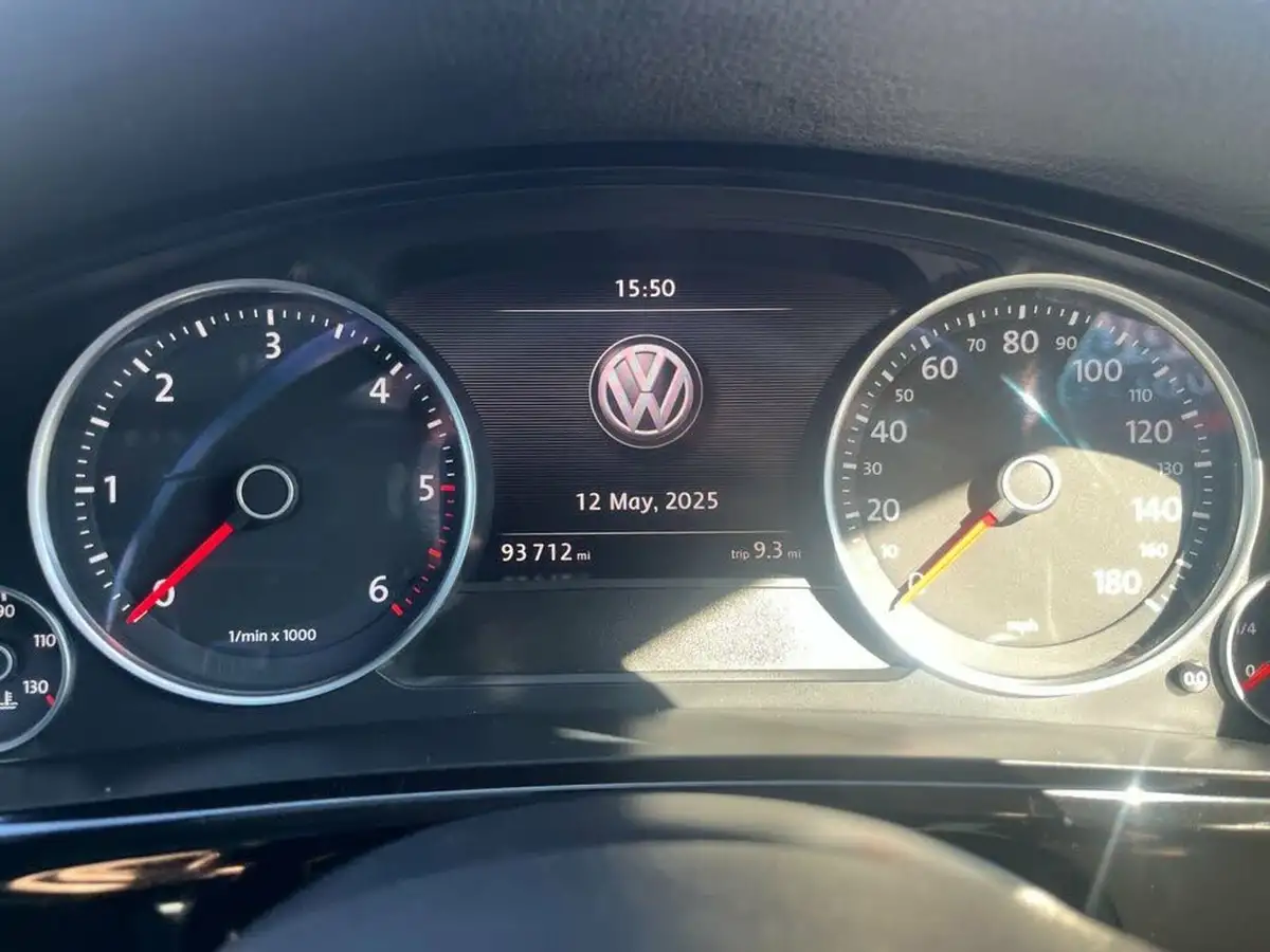 2015-volkswagen-touareg-30tdi-r-line-262ps-2967cc-big-32