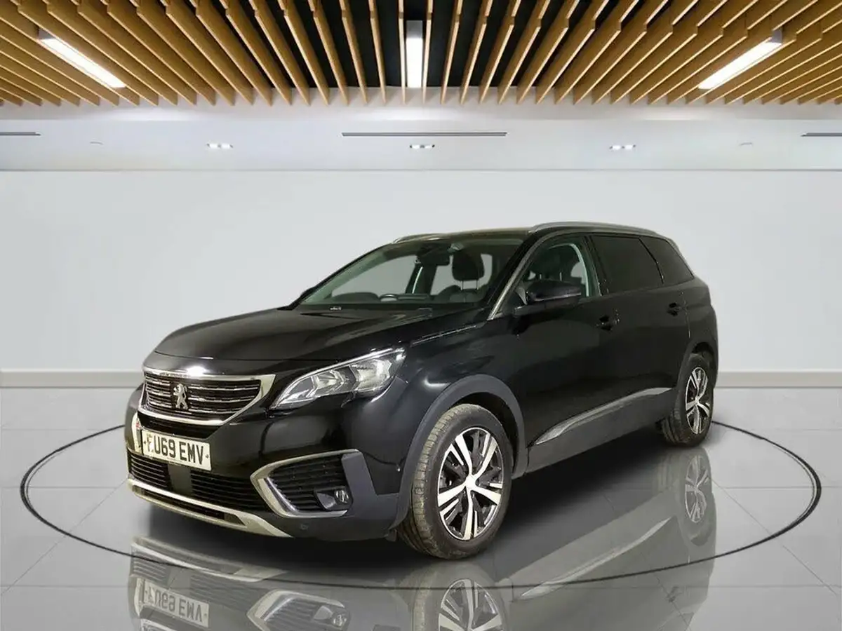 2019-peugeot-5008-suv-12-puretech-allure-eat6-big-3