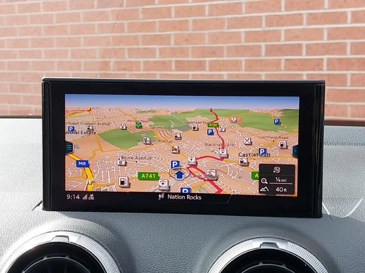 2022-audi-q2-10-30-tfsi-s-line-big-13