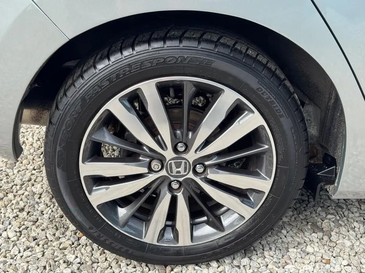 2016-honda-jazz-13-i-vtec-ex-cvt-big-9