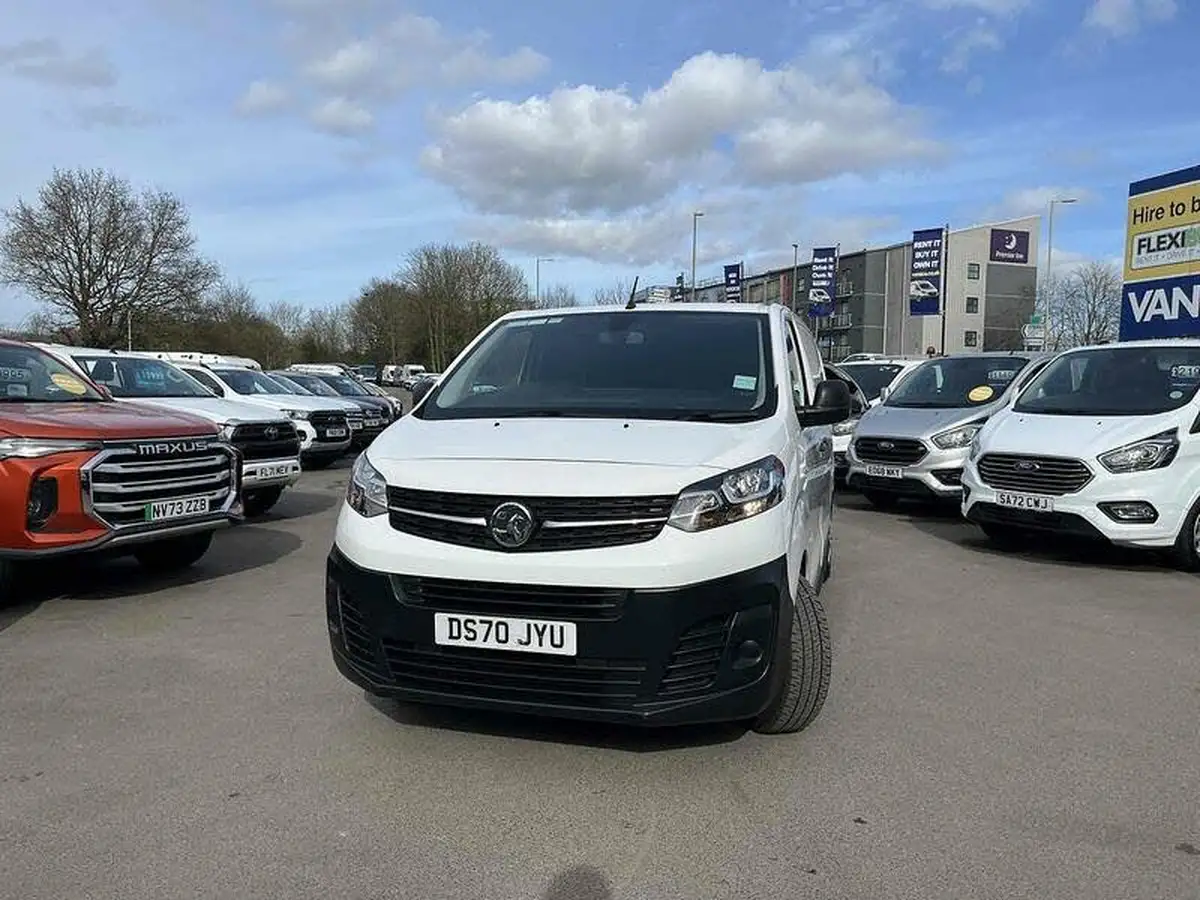 2020-vauxhall-vivaro-15td-2900-l2h1-edition-big-4