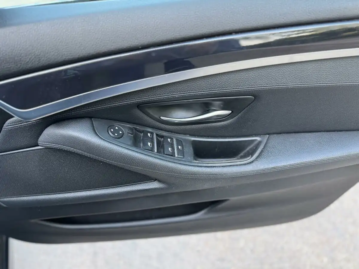 2015-bmw-5-series-20td-520d-se-190bhp-saloon-4d-auto-big-16