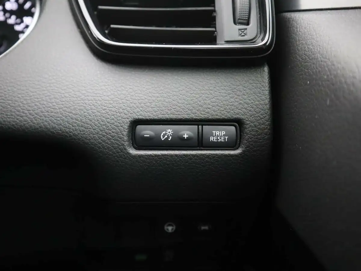 2020-nissan-qashqai-13-dig-t-n-tec-160ps-propilotglass-dct-big-25