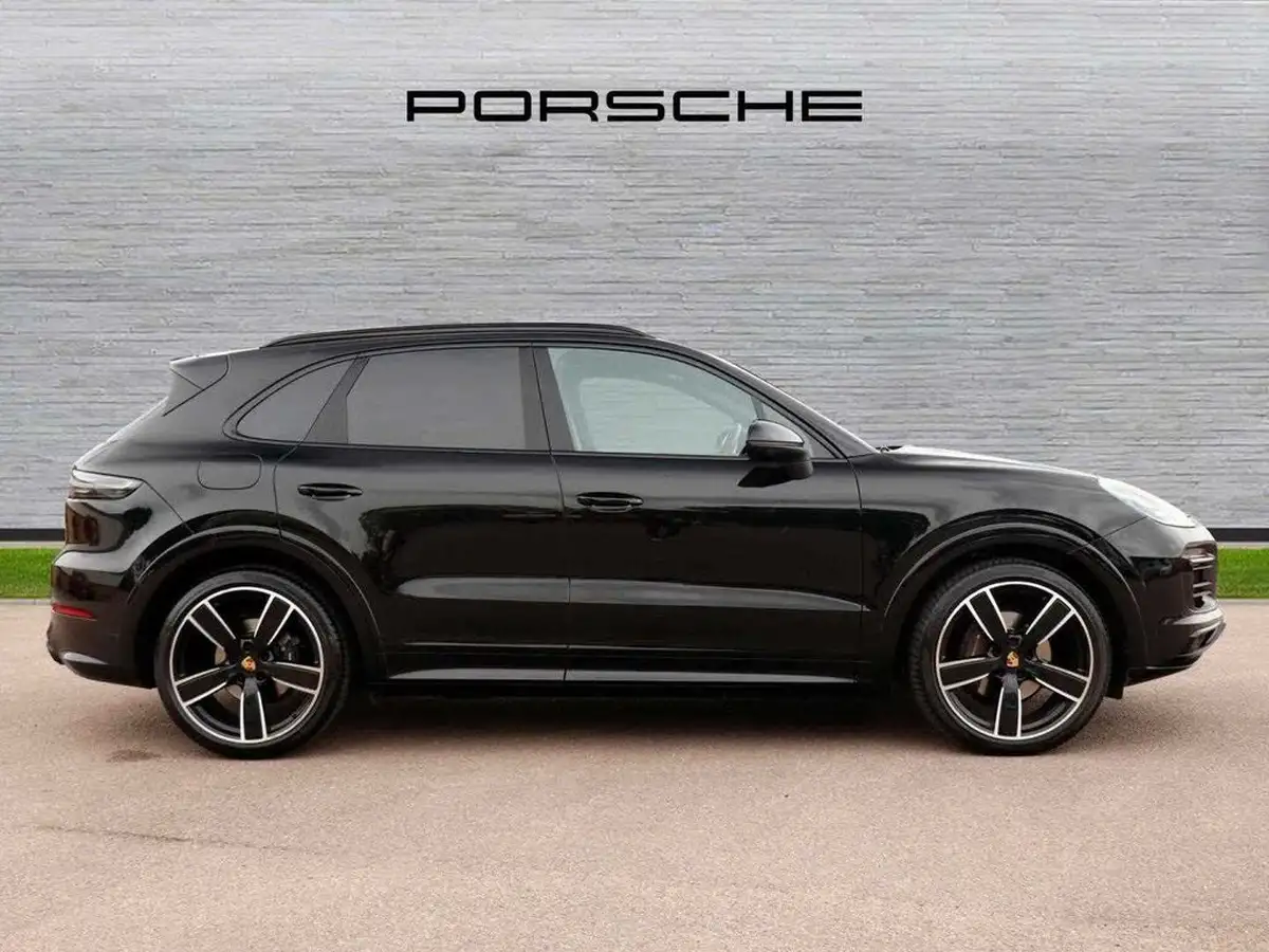 2023-porsche-cayenne-30-v6-340ps-station-wagon-big-1