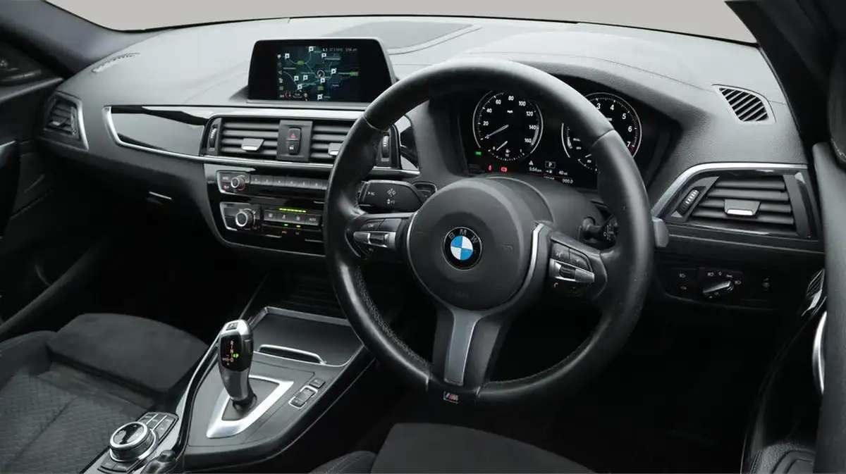 2017-bmw-1-series-15-118i-m-sport-shadow-edition-5d-auto-big-9