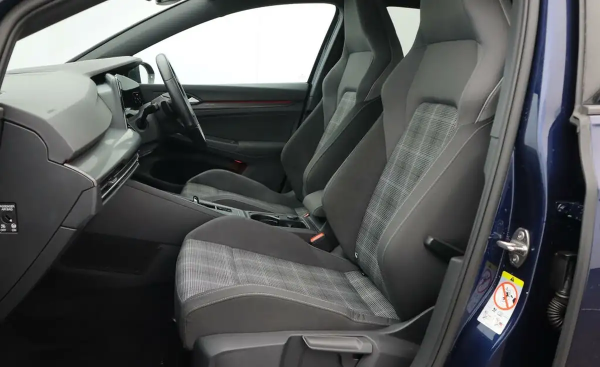 2022-volkswagen-golf-20tdi-gtd-big-14