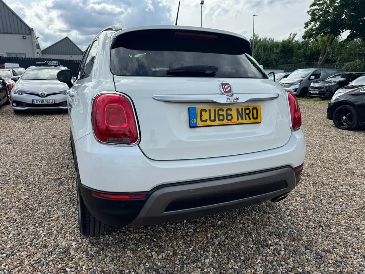2016-fiat-500x-14-multiair-cross-140bhp-ddct-big-39