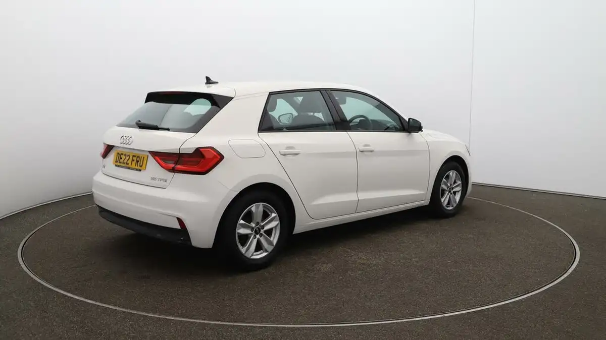 2022-audi-a1-10-25-tfsi-technik-big-44