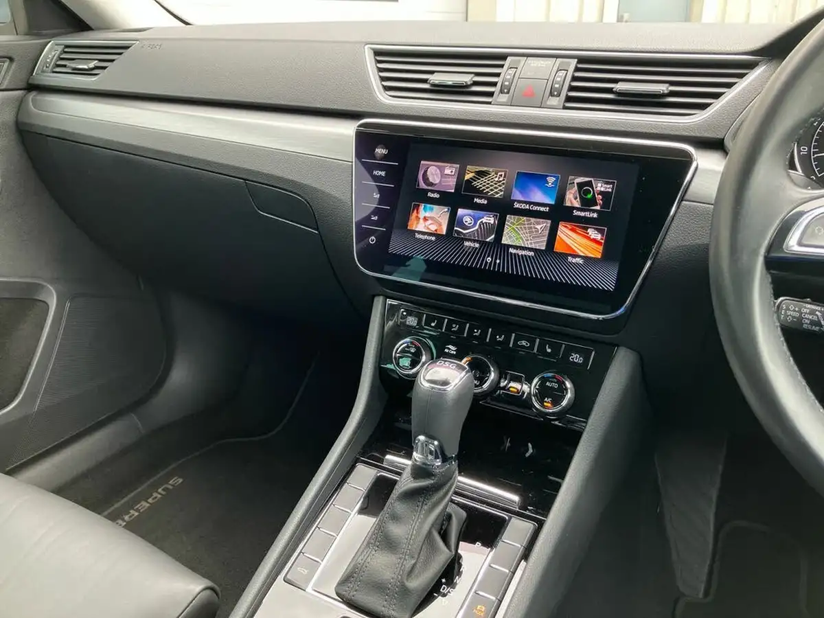 2018-skoda-superb-14-tsi-act-se-l-executive-hatchback-dsg-big-19