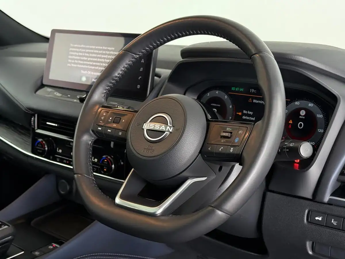 2022-nissan-qashqai-13-dig-t-tekna-158ps-xtronic-big-15