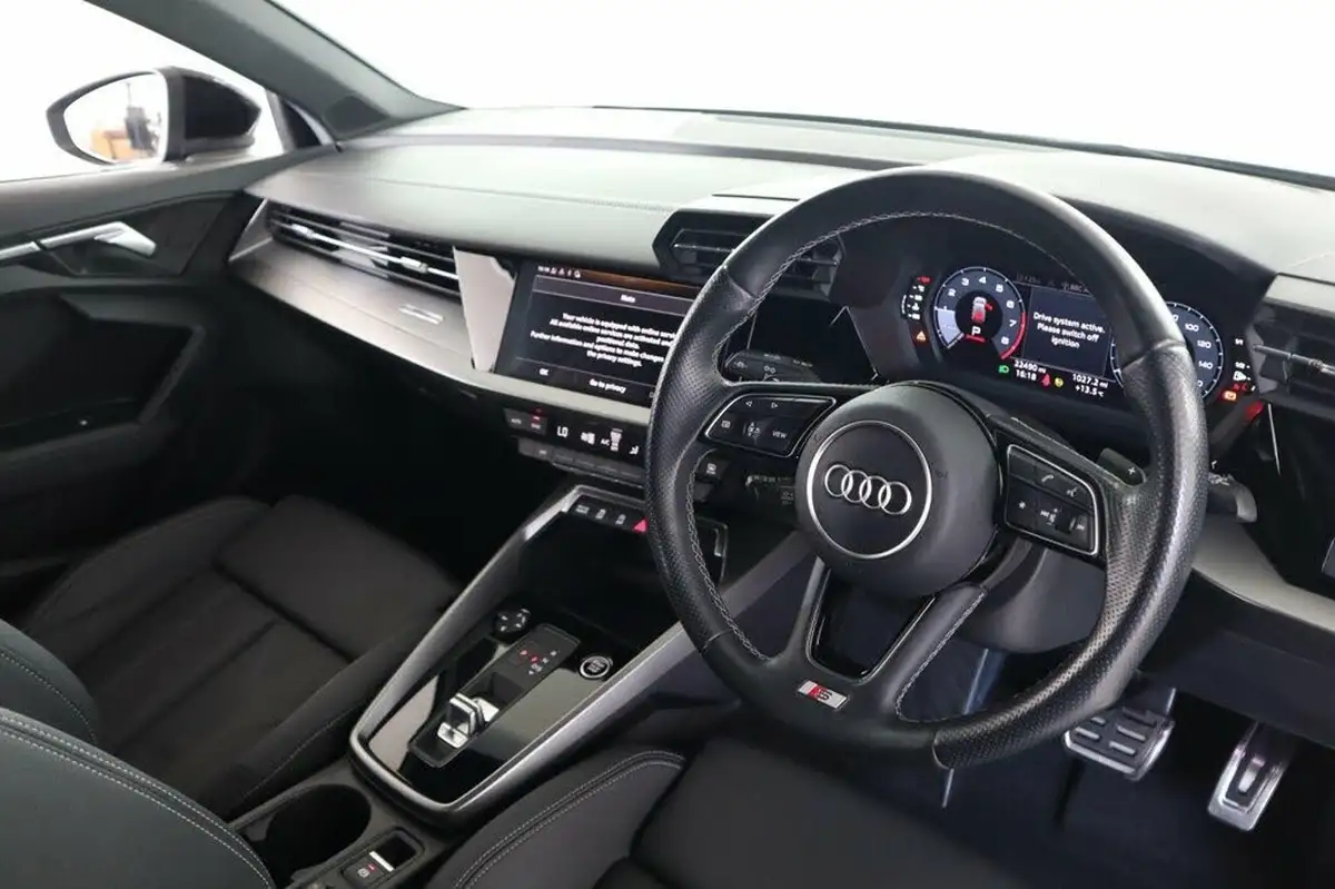2021-audi-a3-15-35-tfsi-s-line-sportback-5d-tronic-big-2